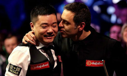 <a href=/sports/aslw/ target=_blank class=infotextkey>奥沙利文</a>vs<a href=/sports/dingjunhui/ target=_blank class=infotextkey>丁俊晖</a>直播